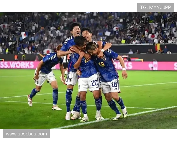 新赛季联赛焦点对决强队换帅引发足球格局震荡补强阵容冲击冠军