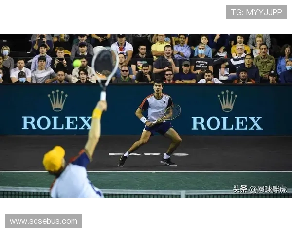 网球世界最新动态：年度大满贯赛季即将开启，明星选手纷纷亮相备战