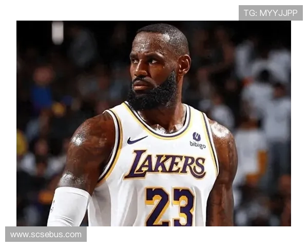 詹姆斯突破历史里程碑,湖人队迎战勇士再度引发激烈对抗